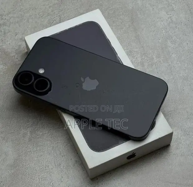 Apple iPhone 16 256GB (Used)