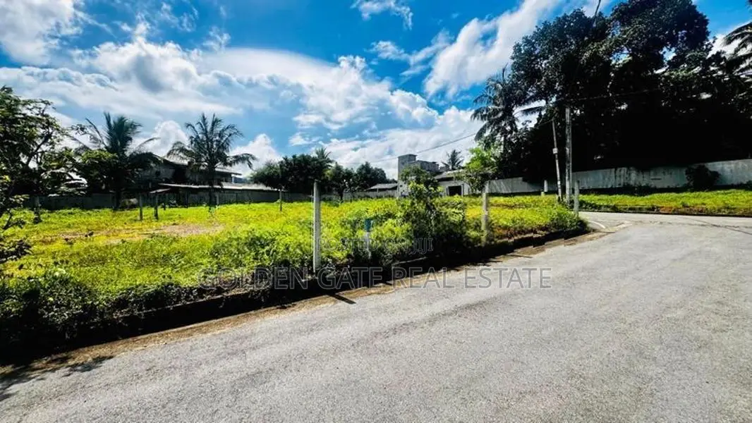 Excellent Land for Residential Closed to Kadawatha Highway Sale