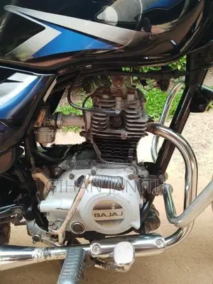 Bajaj CT100 2015