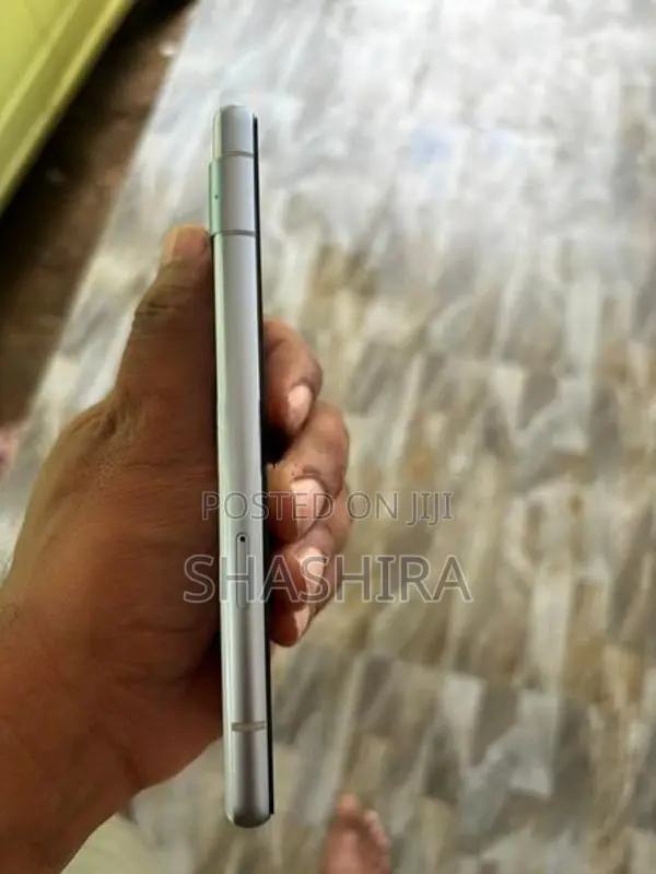 Google Pixel 7a 128GB (Used)