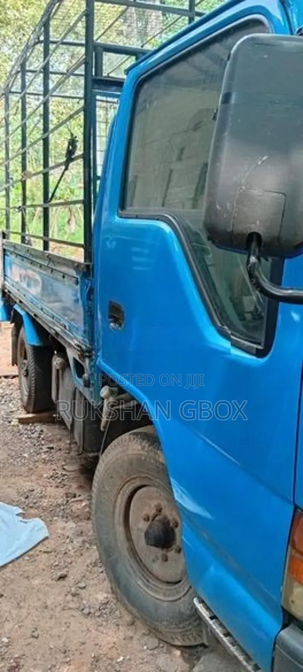 Isuzu Elf 1979