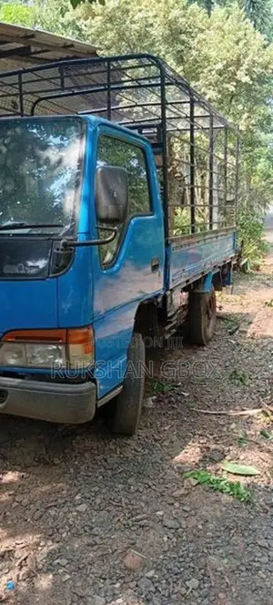 Isuzu Elf 1979