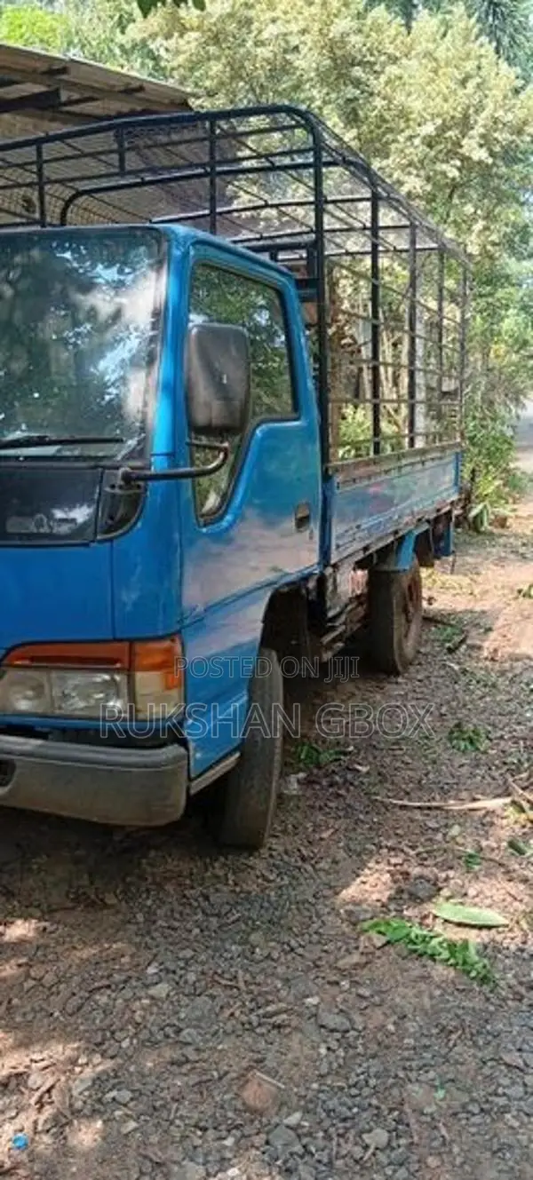 Isuzu Elf 1979