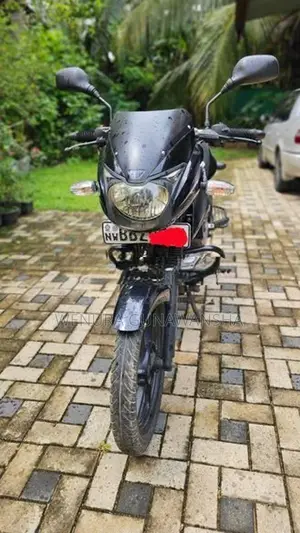Bajaj Pulsar 150 2015