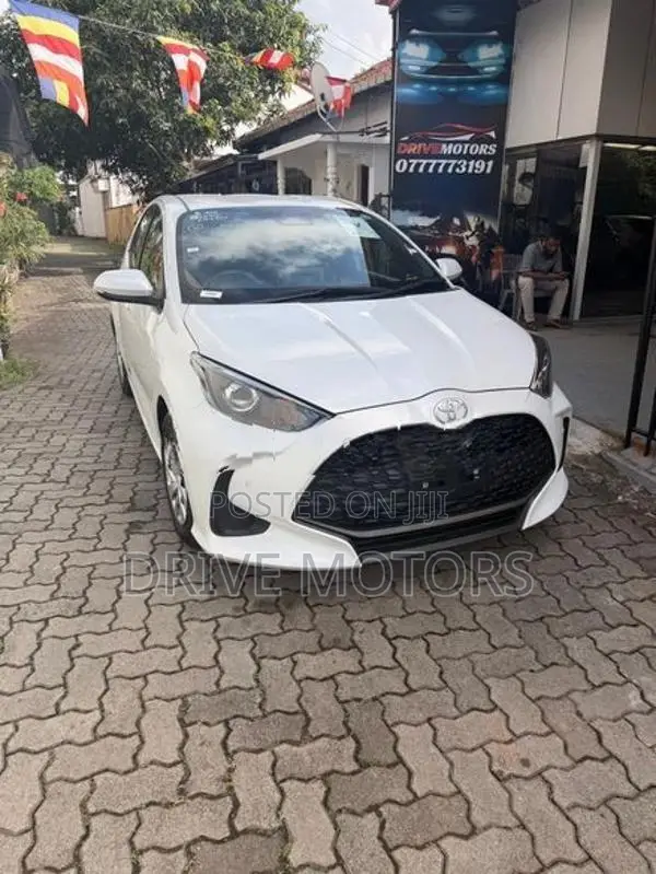 Toyota Yaris X Limited 2024