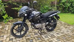 Bajaj Pulsar 150 2015