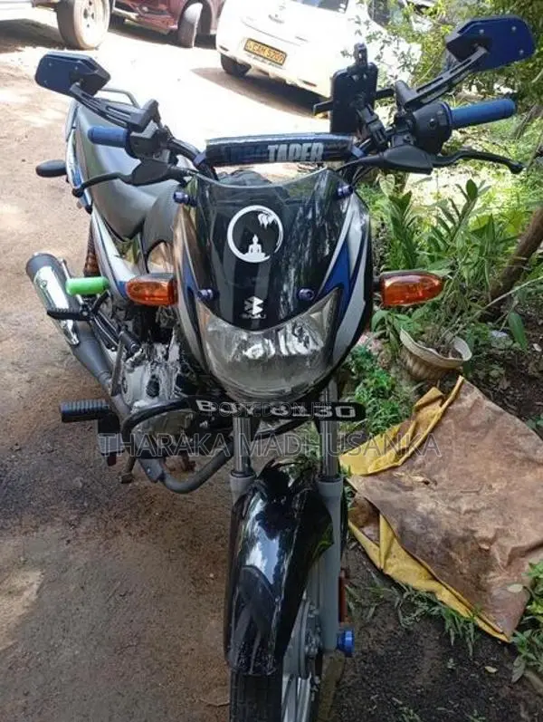 Bajaj CT100 2025