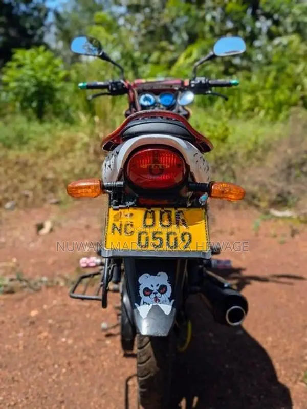 Bajaj Platina 2015