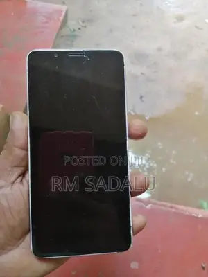 Vivo Y71 4GB 64GB (Used)