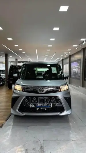 Toyota Roomy X Grade 2023