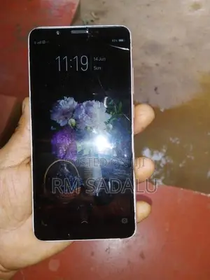 Vivo Y71 4GB 64GB (Used)