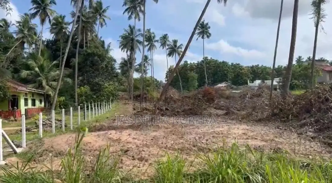 Prime Commercial Land at Kuliyapitiya