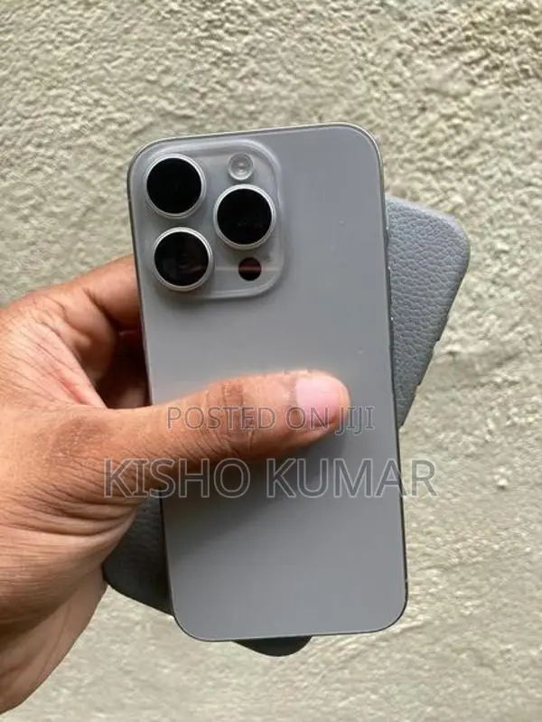 Apple iPhone 15 Pro 256GB (Used)
