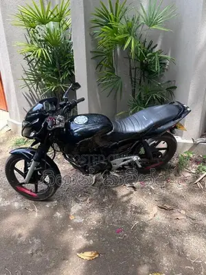 Bajaj Pulsar 180 2006