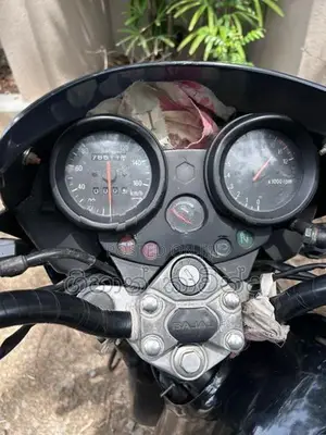 Bajaj Pulsar 180 2006