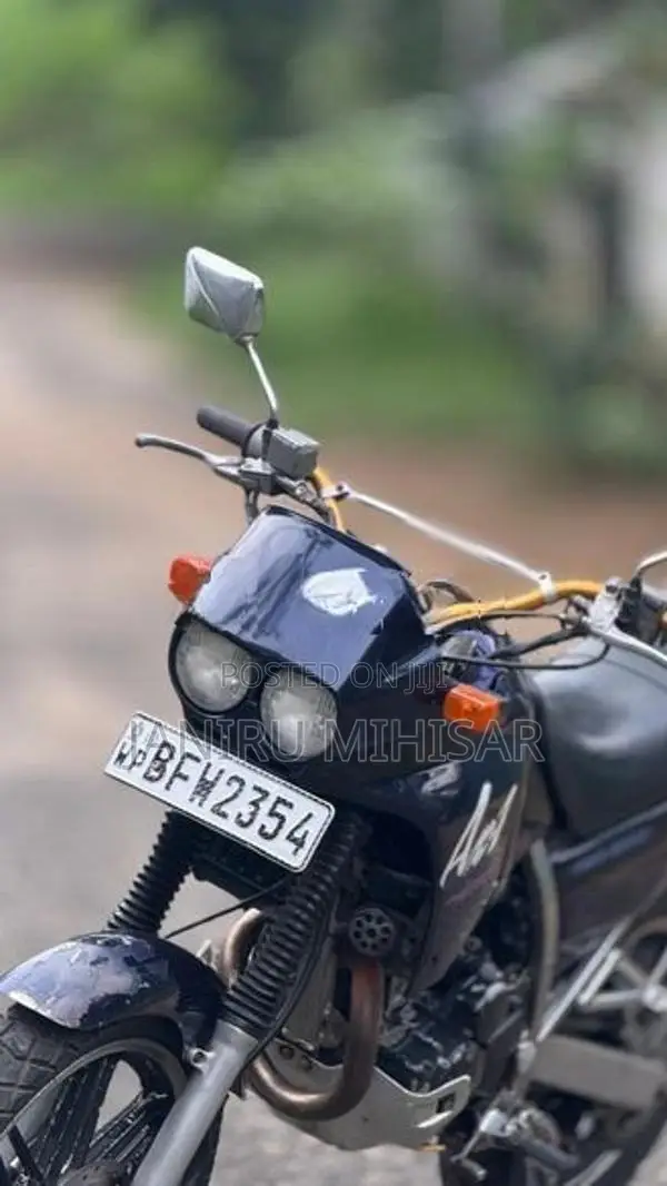Honda AX1 100 1998