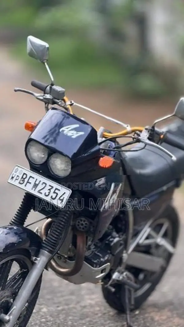 Honda AX1 100 1998