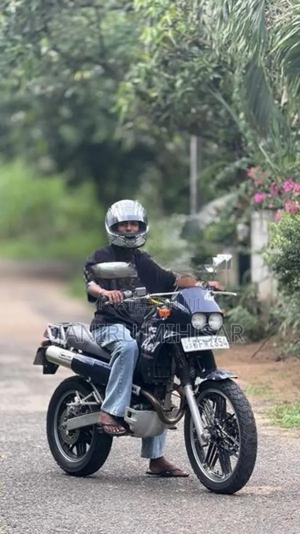 Honda AX1 100 1998