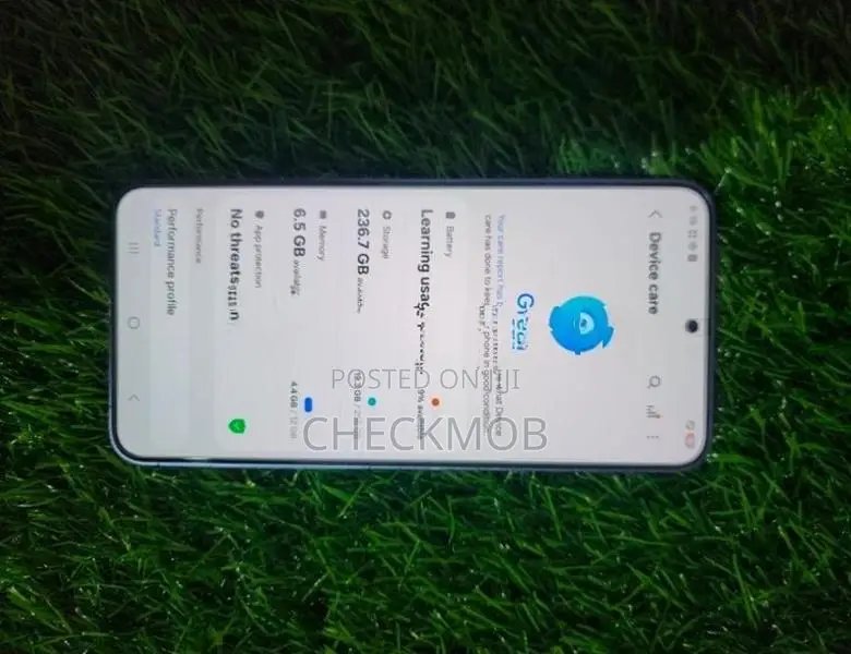 Samsung Galaxy S24 (Used)