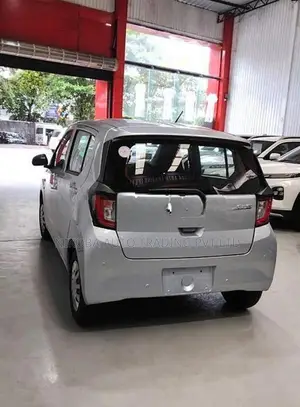 Daihatsu Mira ES L GRADE 2025