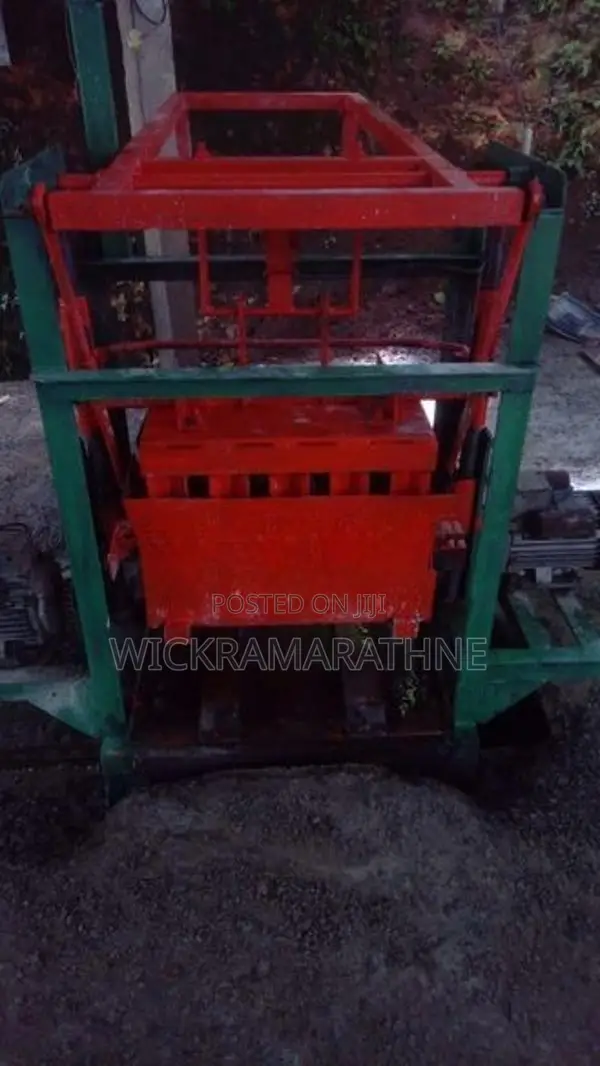 Block Gal Machine
