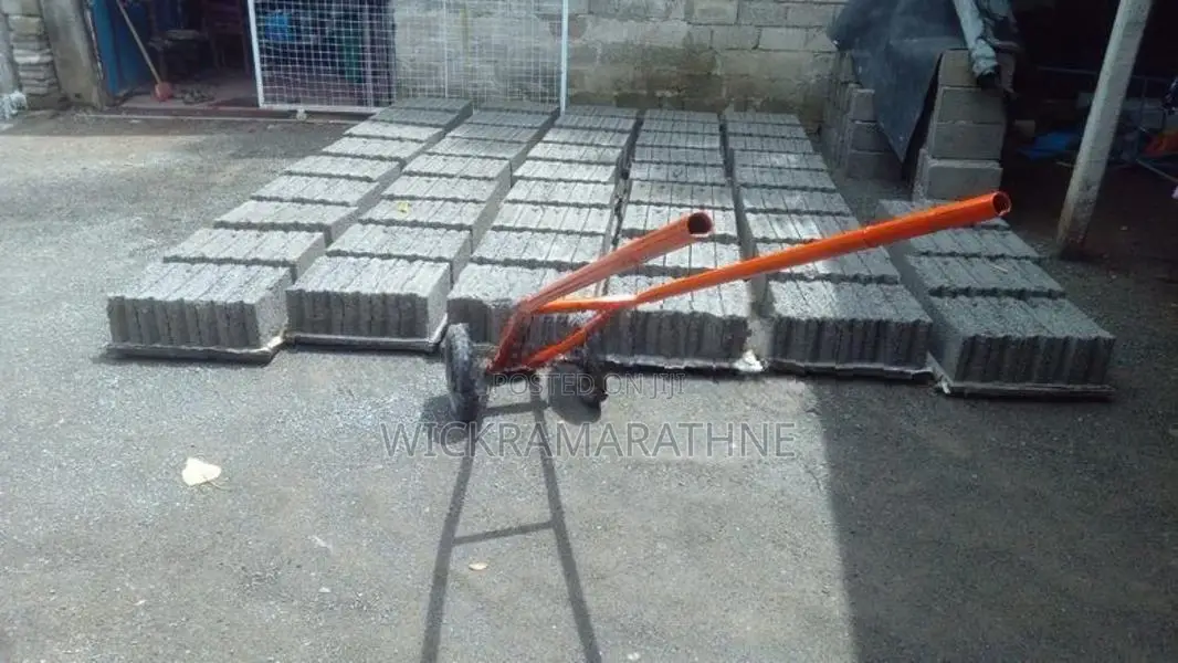 Block Gal Machine