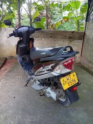 TVS Streak 2011