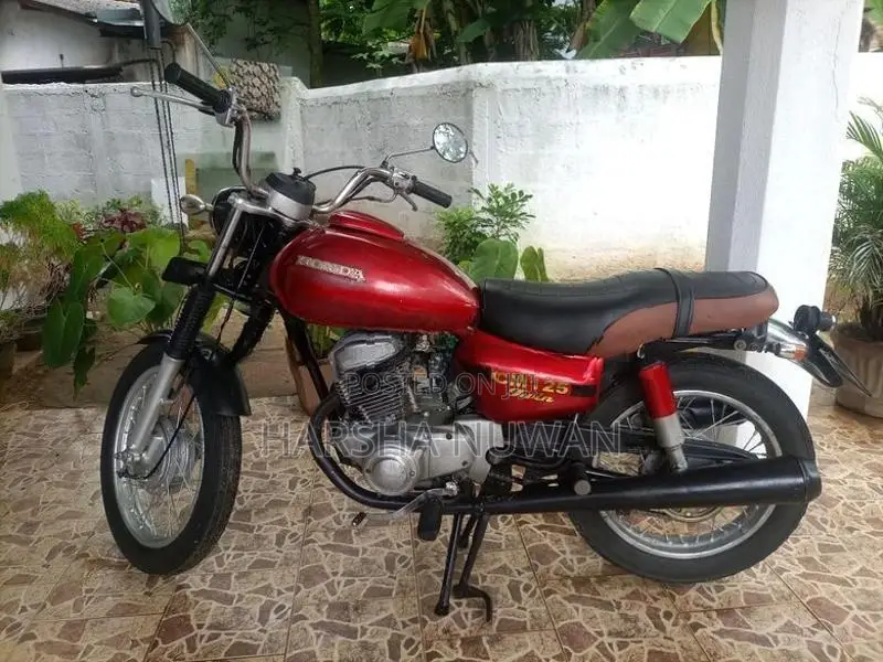 Honda CB 125 1999
