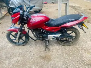 Bajaj Pulsar 180 TE 7976 2006