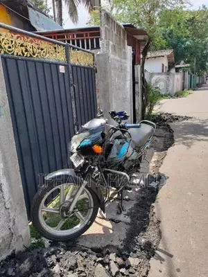 TVS Metro 2010