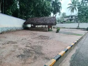 මිරිස්වත්ත හන්දියෙන්ම අගනා බිම් කොටස් කීපයක්