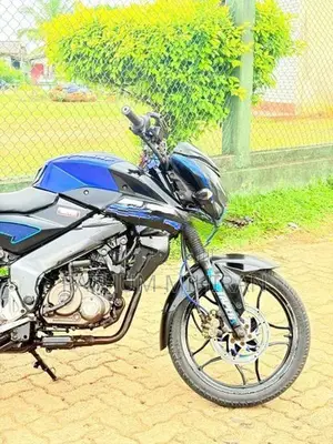 Bajaj Pulsar NS150 2017