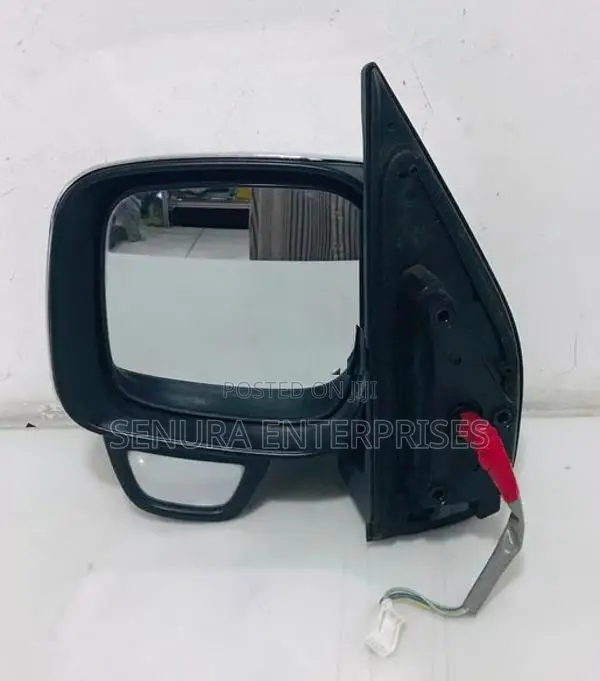 Suzuki Every Da17 Side Mirror Rh (wire 5)