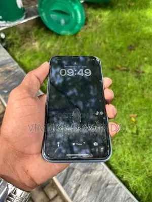 Apple iPhone XR (Used)