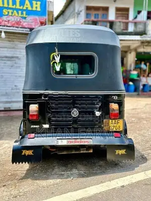 Bajaj RE 2012