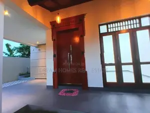 වෙල අද්දර සුන්දර නවීන නිවස විකිණීමට පිලියන්දල