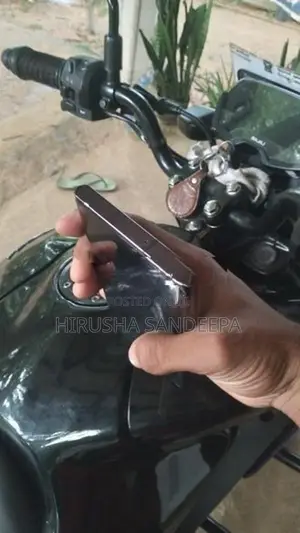 Samsung Galaxy S22 (Used)