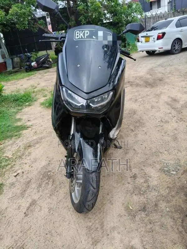 Rover Nmax 2026