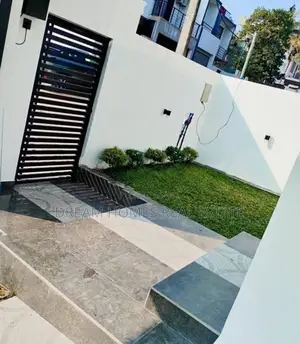 Midern Luxury 2 Story House for Sale Piliyandala