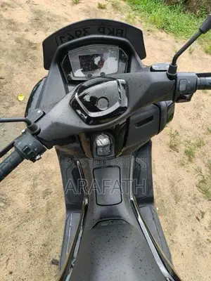 Rover Nmax 2026