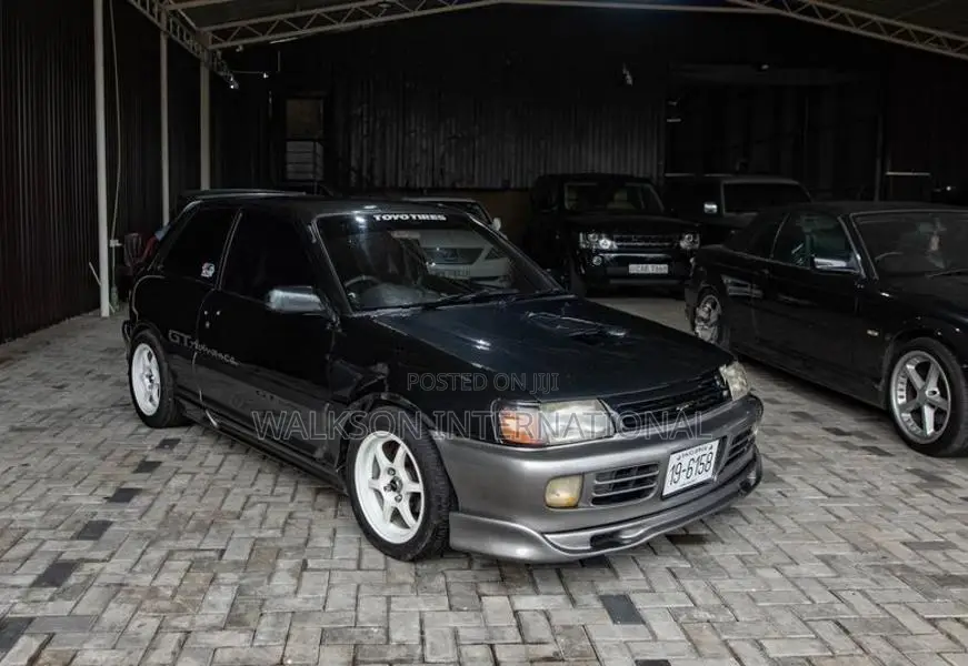 Toyota Starlet EP82 1992