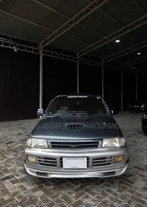 Toyota Starlet EP82 1992