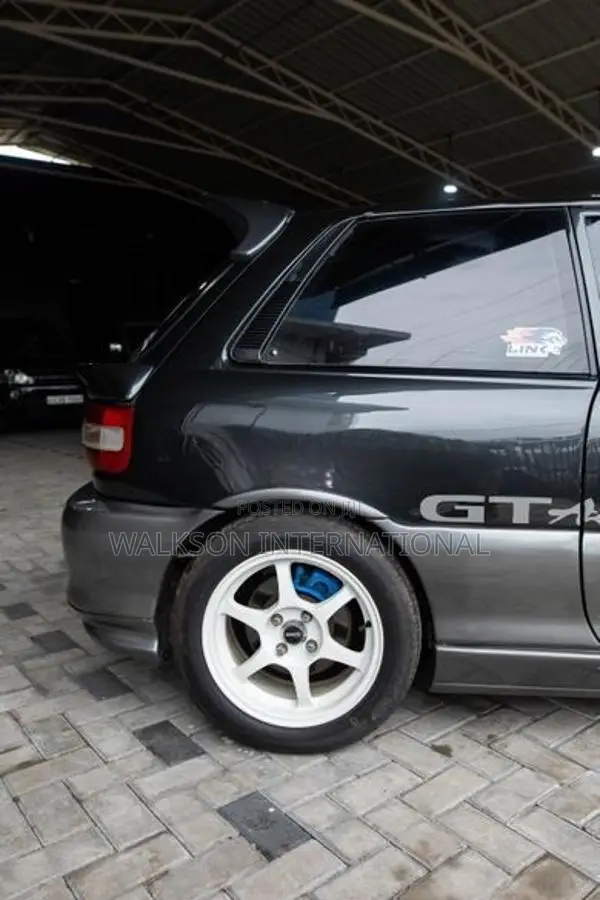Toyota Starlet EP82 1992