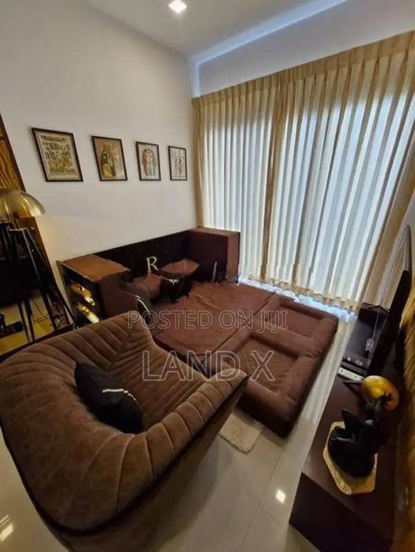 Luxury 2 Bedroom Apartment for Rent at Union Place, Colombo 02 (LX005)