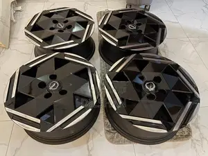Nissan Leaf ZE1 16 Inch Alloy Wheels