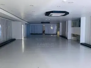 Spacious Six-Story Commercial Building for Lease in Dehiwala (LX007)