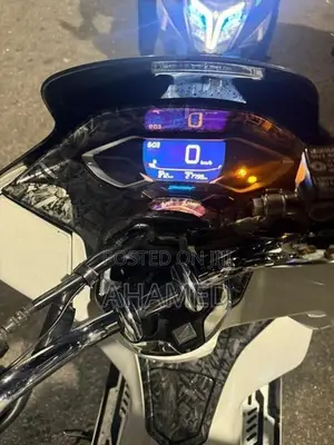 Honda PCX160 2023