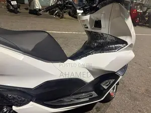 Honda PCX160 2023