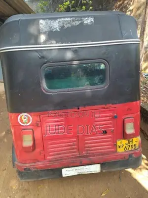 Bajaj RE 2004