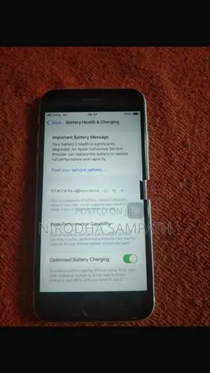 Apple iPhone SE 2 (Used)